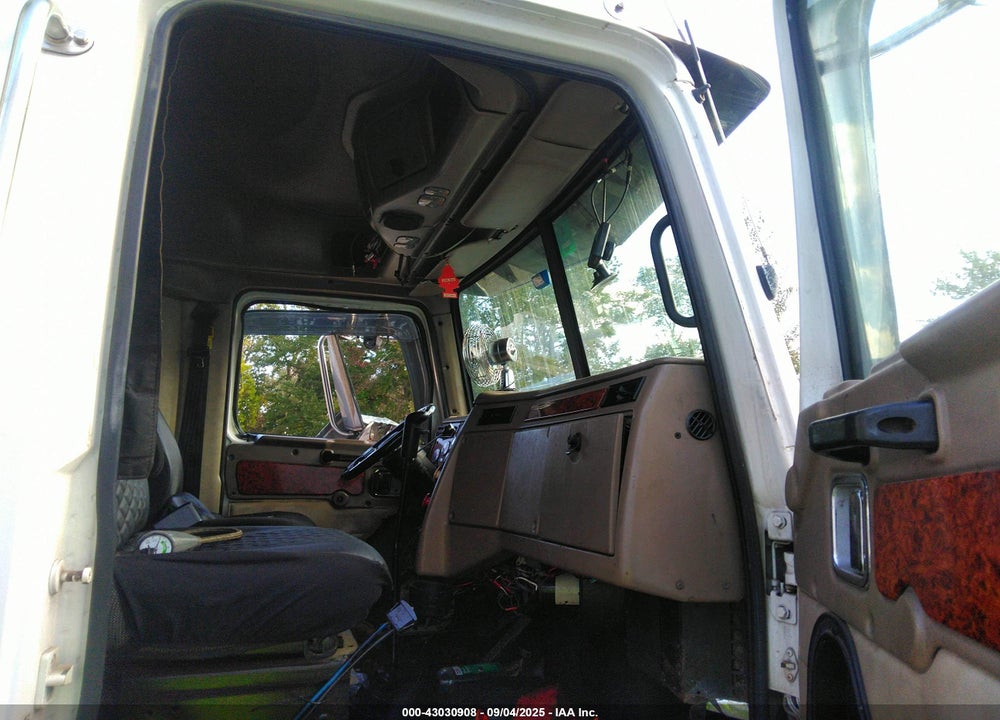 2006 WESTERN STAR/AUTO CAR CONVENTIONAL 4900SA VIN: 5KJJALCK76PV01230