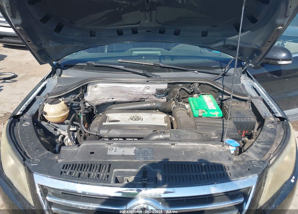 2009 VOLKSWAGEN TIGUAN S/SE/SEL VIN: WVGAV75N29W525411