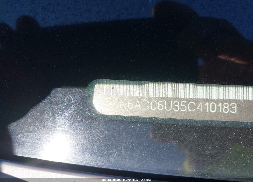 2005 NISSAN FRONTIER VIN: 1N6AD06U35C410183