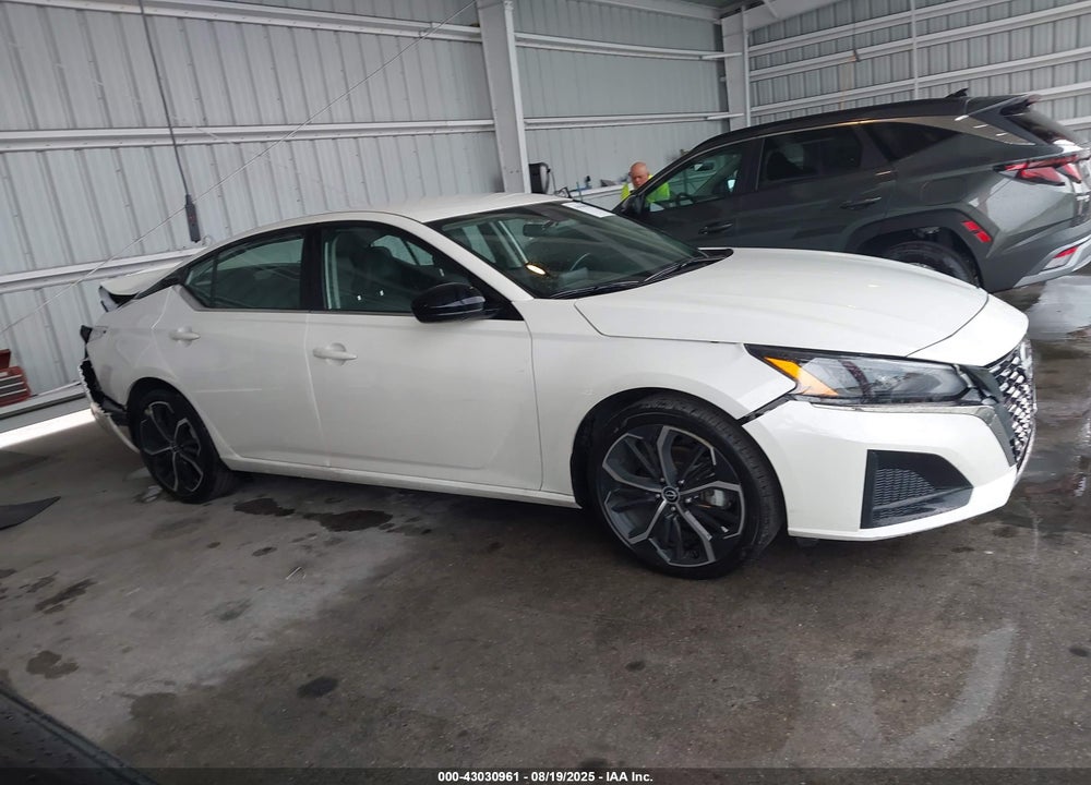 2025 NISSAN ALTIMA VIN: 1N4BL4CV1SN301077