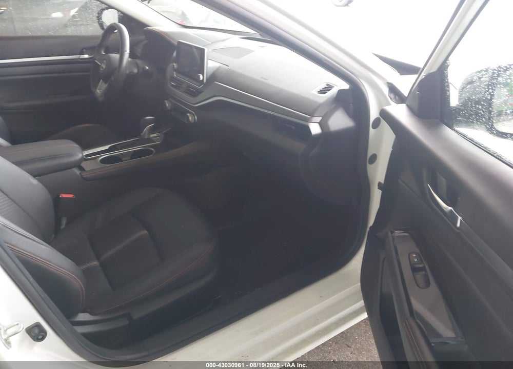 2025 NISSAN ALTIMA VIN: 1N4BL4CV1SN301077