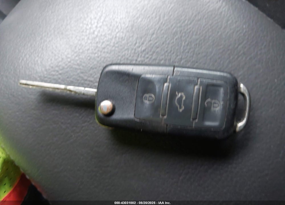 2008 VOLKSWAGEN GTI VIN: WVWFV71K98W069962