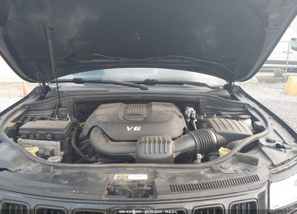 2015 JEEP GRAND CHEROKEE VIN: 1C4RJEBG8FC668695