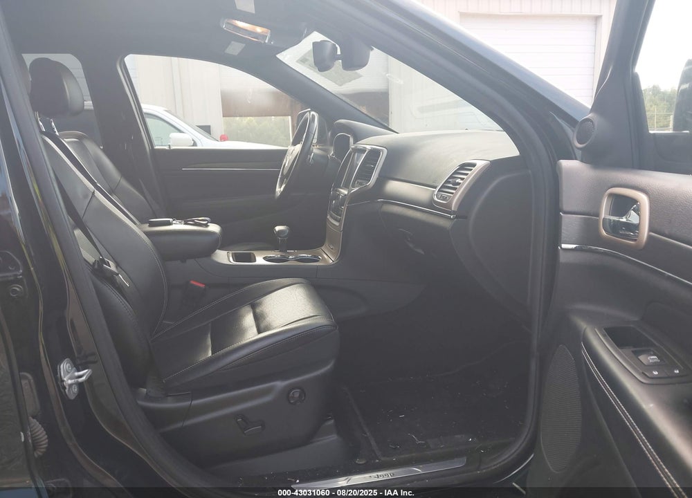 2015 JEEP GRAND CHEROKEE VIN: 1C4RJEBG8FC668695