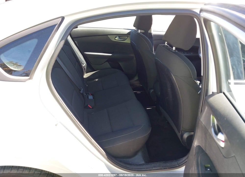 2020 KIA FORTE VIN: 3KPF24AD0LE250492
