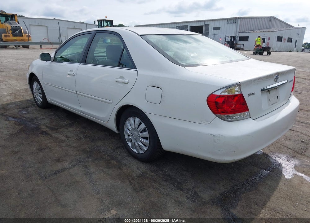 2005 TOYOTA CAMRY LE VIN: 4T1BE32K05U604945