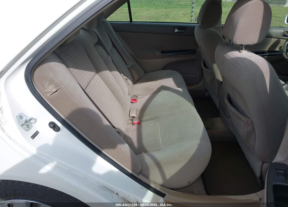 2005 TOYOTA CAMRY LE VIN: 4T1BE32K05U604945