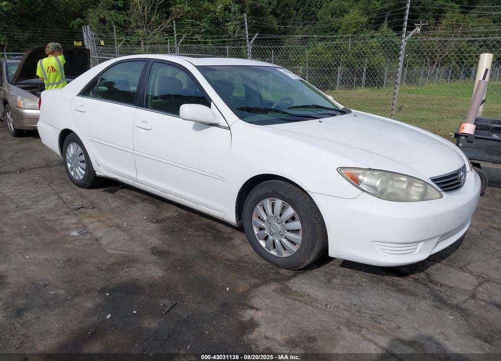 2005 TOYOTA CAMRY LE VIN: 4T1BE32K05U604945