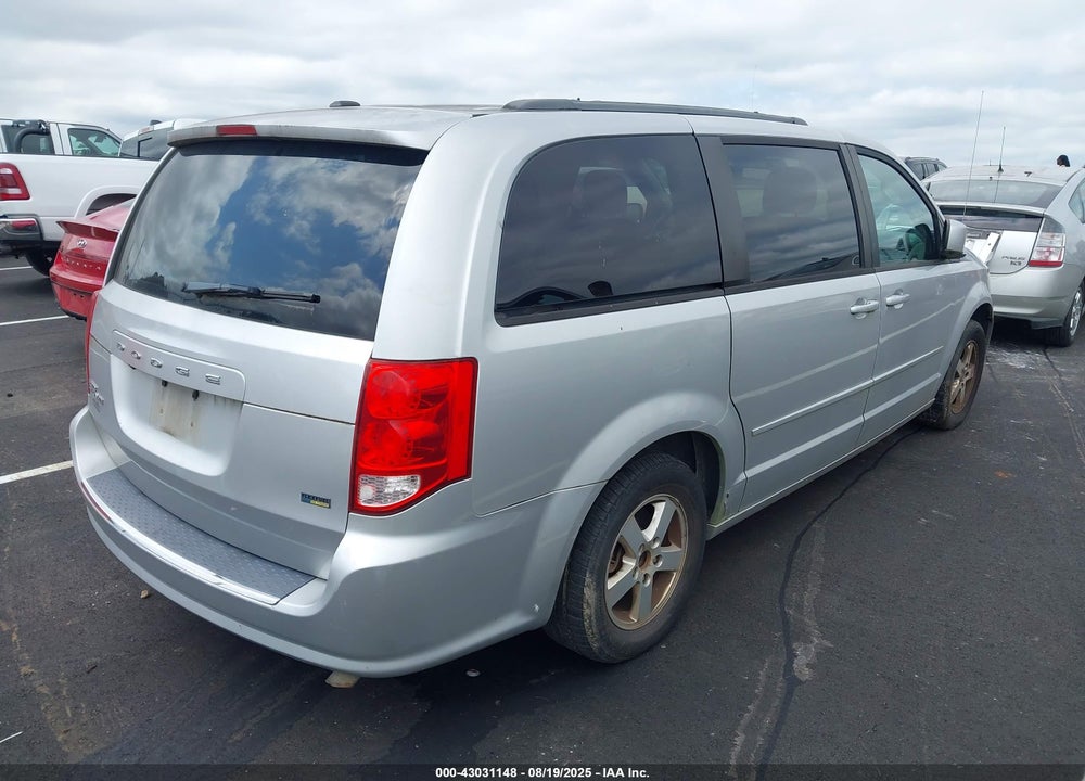 2011 DODGE GRAND CARAVAN MAINSTREET VIN: 2D4RN3DG6BR755750