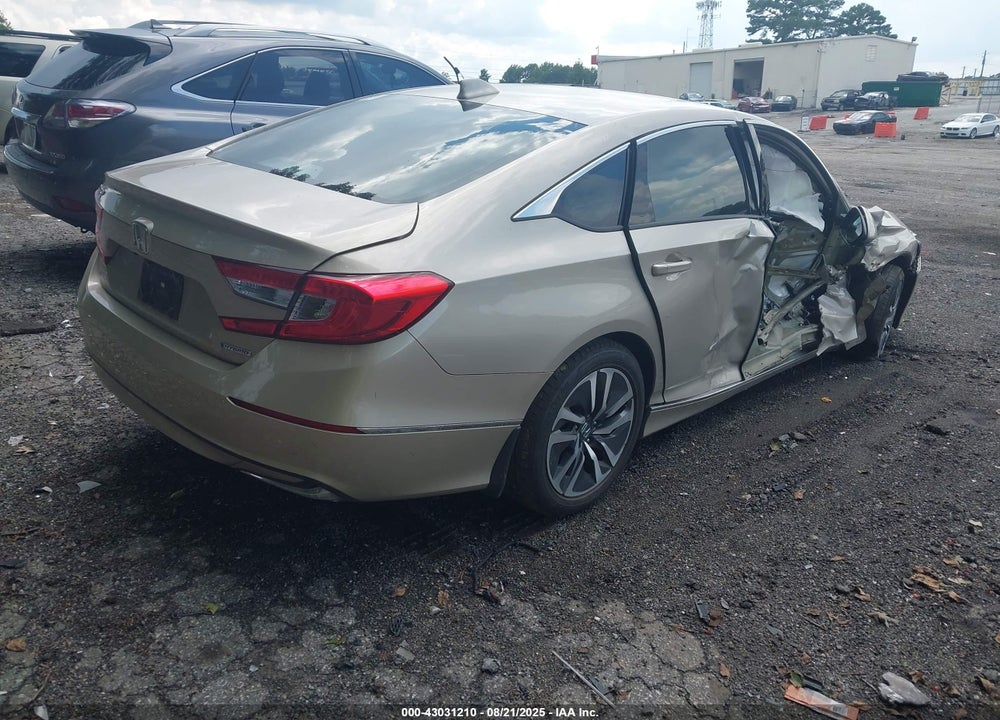 2018 HONDA ACCORD VIN: 1HGCV3F53JA000932