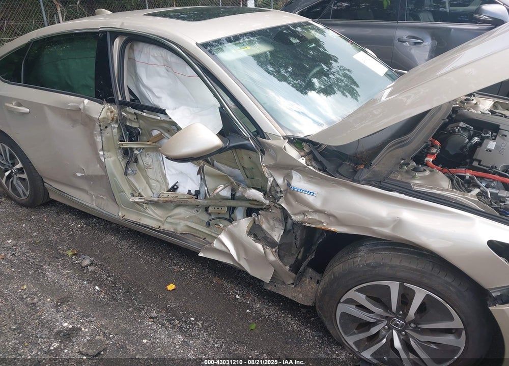 2018 HONDA ACCORD VIN: 1HGCV3F53JA000932