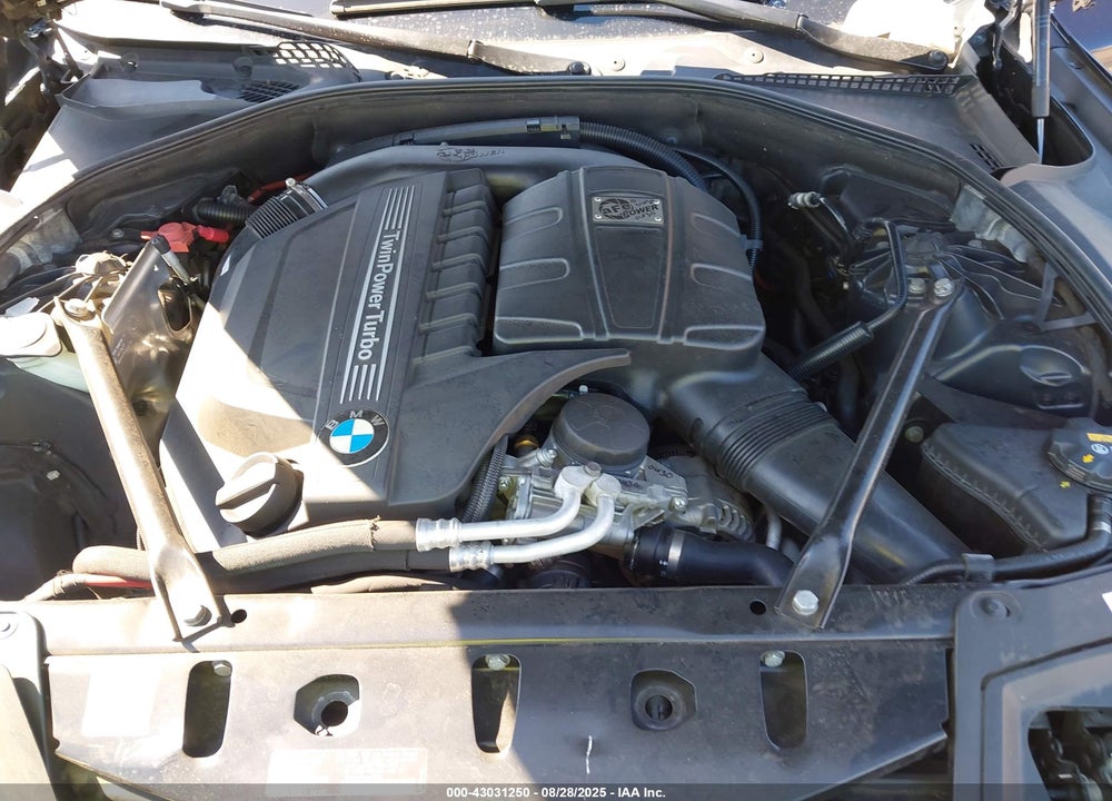 2013 BMW 5 SERIES VIN: WBAFR7C5XDC820989
