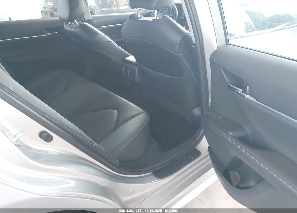 2022 TOYOTA CAMRY VIN: 4T1K61BKXNU057880