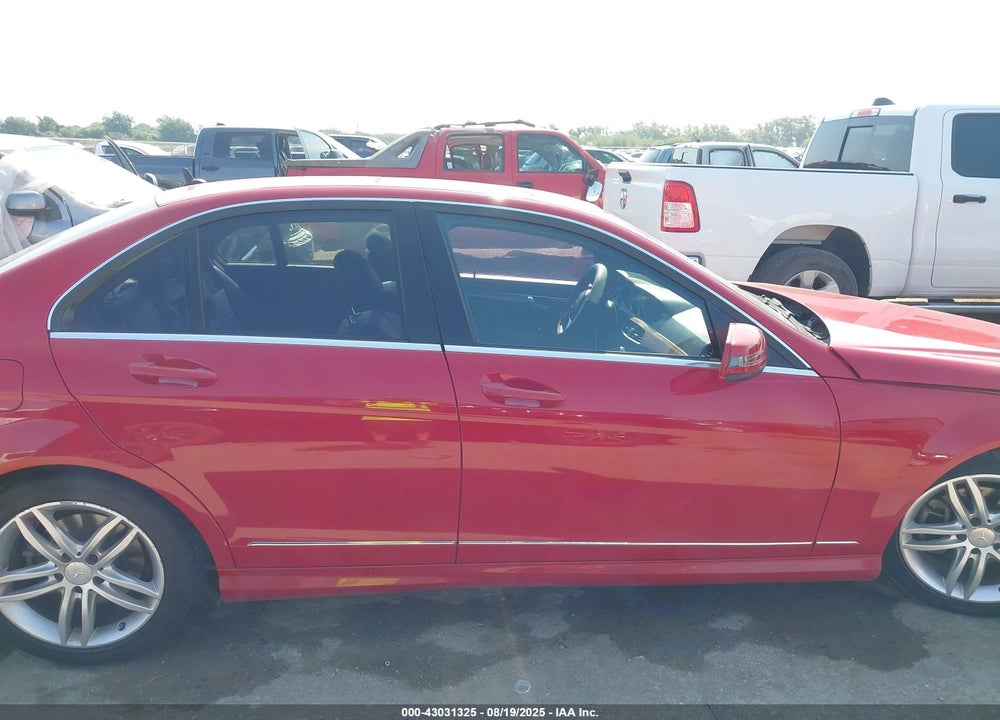 2014 MERCEDES-BENZ C CLASS VIN: WDDGF4HB5ER311488