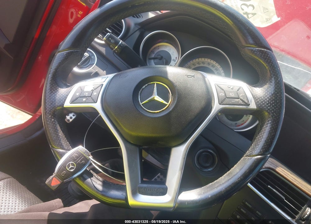 2014 MERCEDES-BENZ C CLASS VIN: WDDGF4HB5ER311488