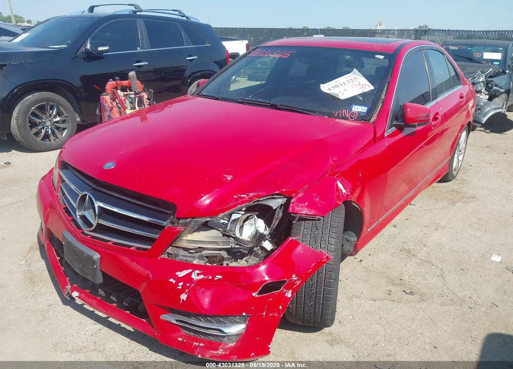 2014 MERCEDES-BENZ C CLASS VIN: WDDGF4HB5ER311488