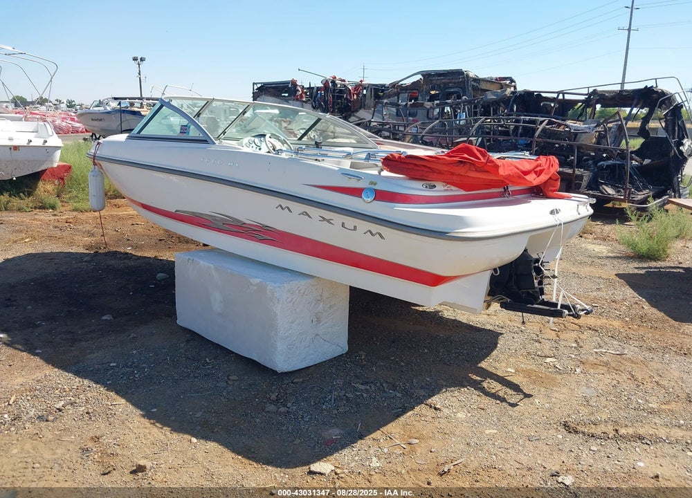 2006 MAXUM CF 5731 RG VIN: MXRC20MXK506