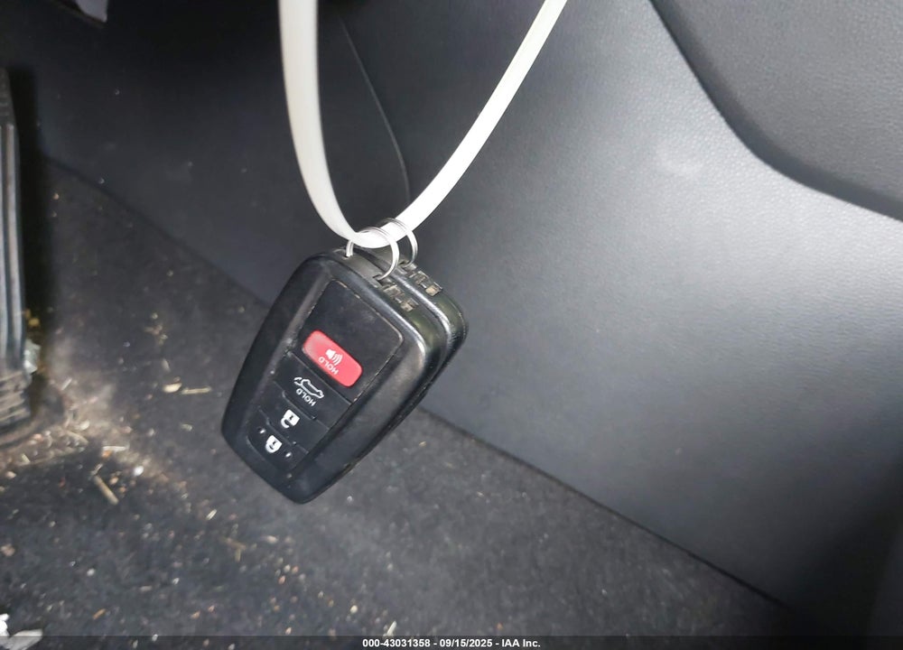 2020 TOYOTA RAV4 VIN: JTMP1RFV2LJ038914