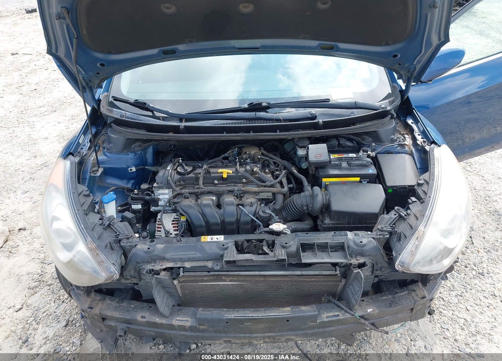 2015 HYUNDAI ELANTRA VIN: KMHD35LH0FU247216