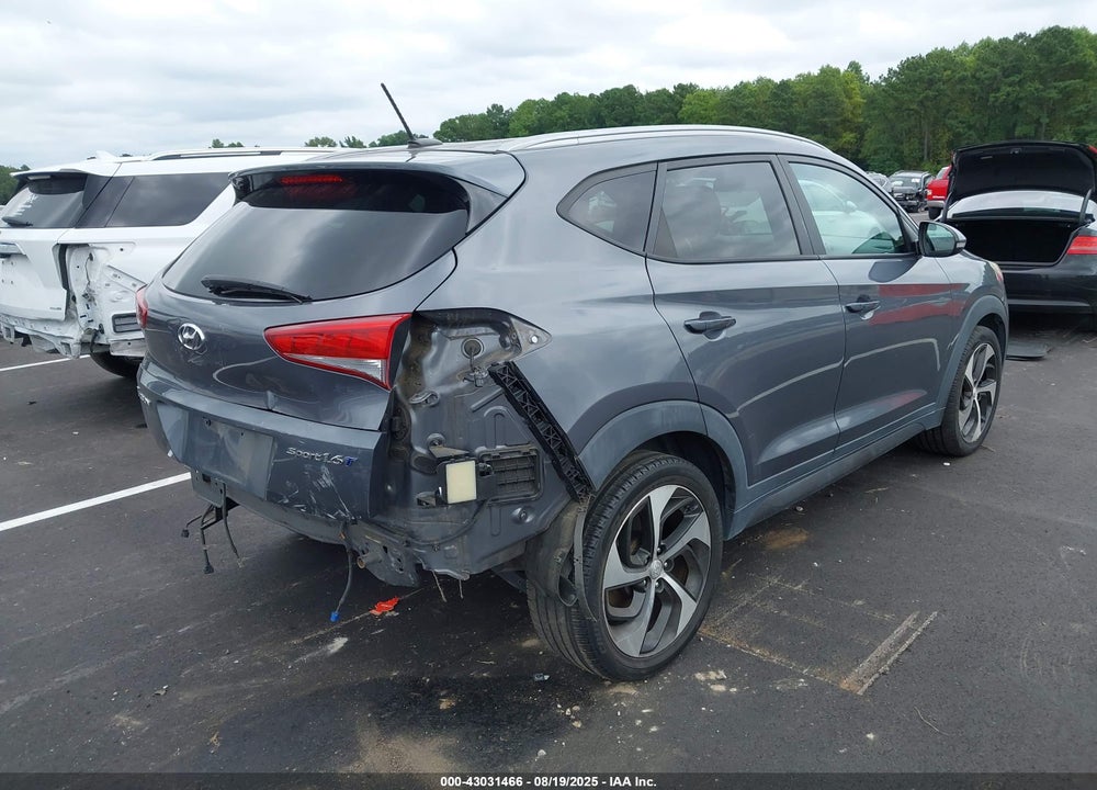 2016 HYUNDAI TUCSON VIN: KM8J33A23GU089722