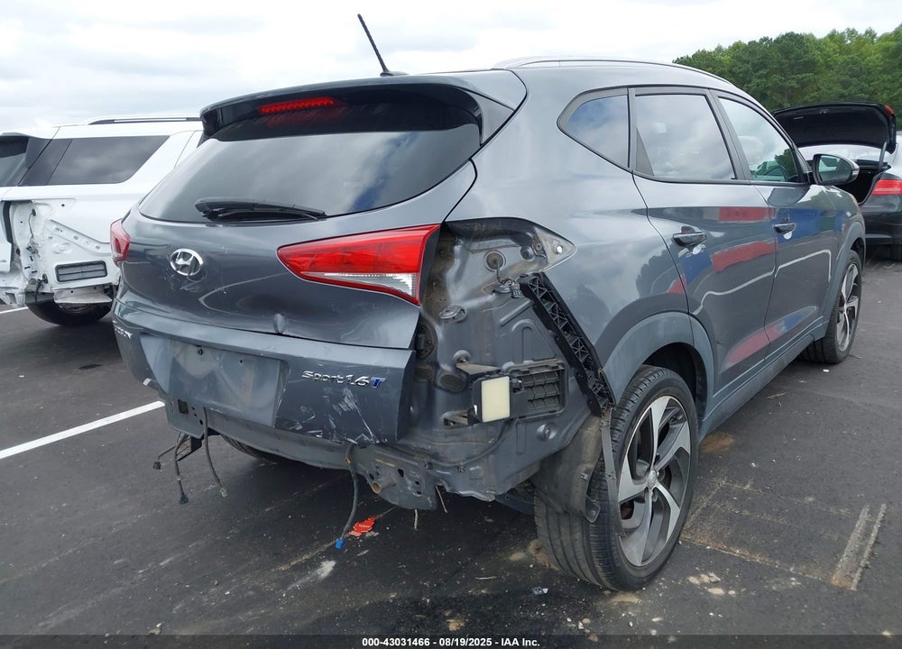 2016 HYUNDAI TUCSON VIN: KM8J33A23GU089722