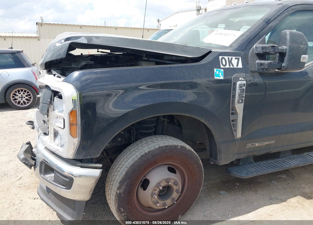 2024 FORD F350 VIN: 1FT8W3DT5REC29118