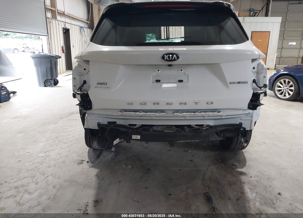 2021 KIA SORENTO VIN: 5XYRHDLFXMG060830