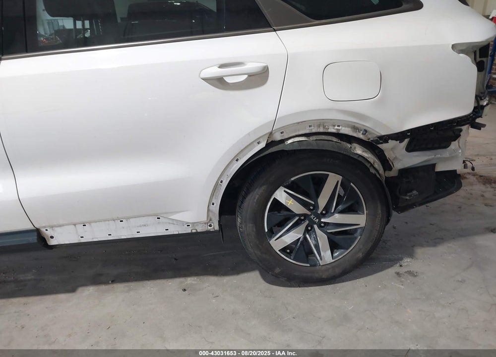 2021 KIA SORENTO VIN: 5XYRHDLFXMG060830