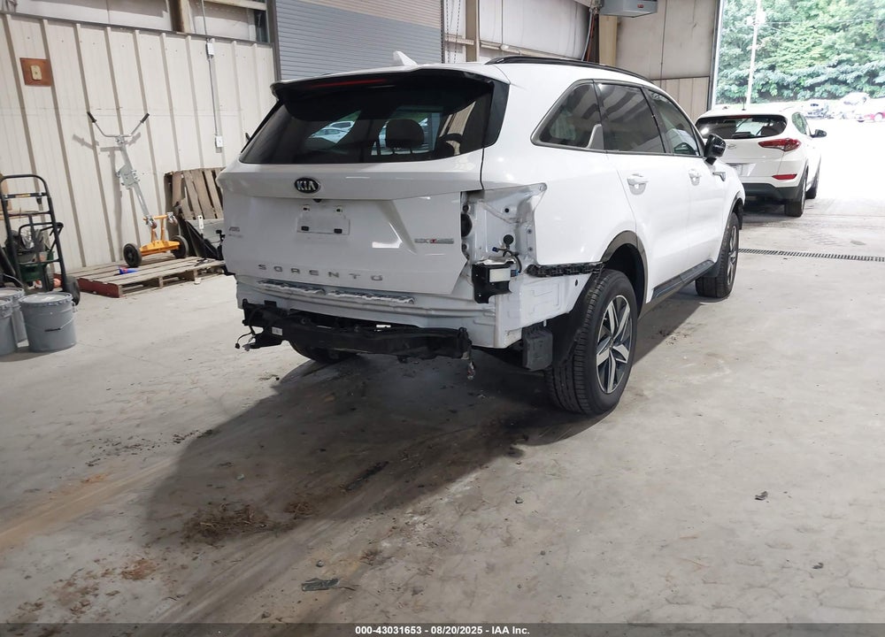 2021 KIA SORENTO VIN: 5XYRHDLFXMG060830