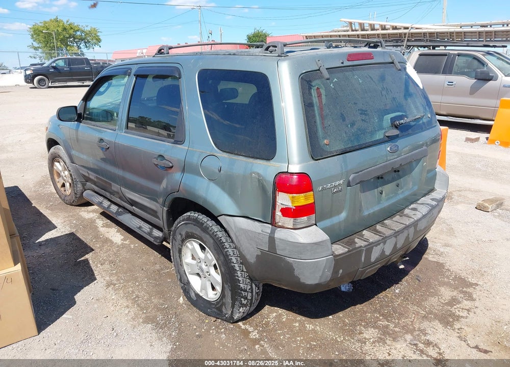 2005 FORD ESCAPE XLT VIN: 1FMYU03155DA18081