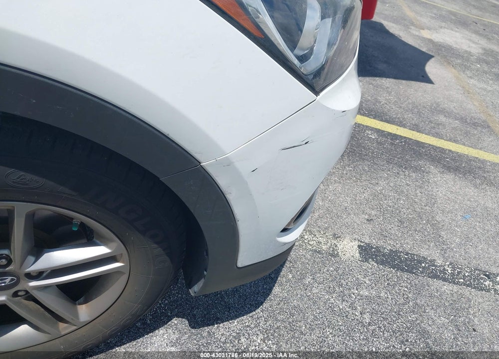 2018 HYUNDAI SANTA FE SPORT 2.4L VIN: 5NMZT3LB3JH063690