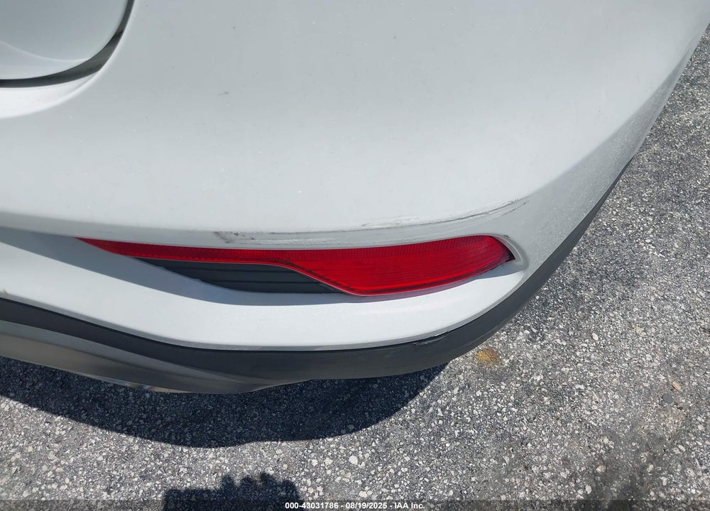 2018 HYUNDAI SANTA FE SPORT 2.4L VIN: 5NMZT3LB3JH063690