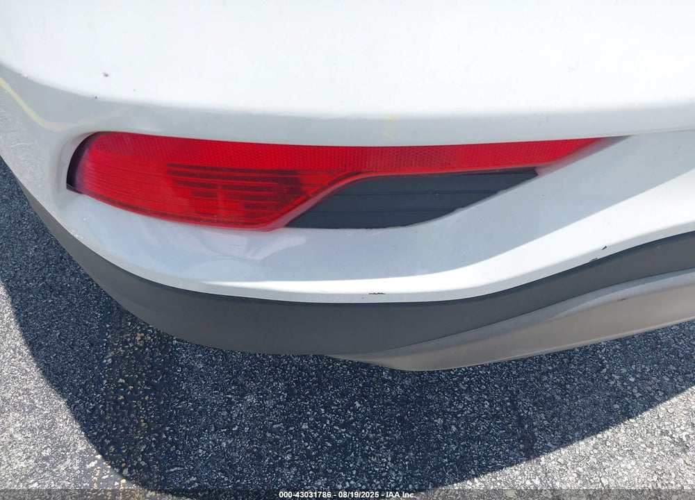 2018 HYUNDAI SANTA FE SPORT 2.4L VIN: 5NMZT3LB3JH063690