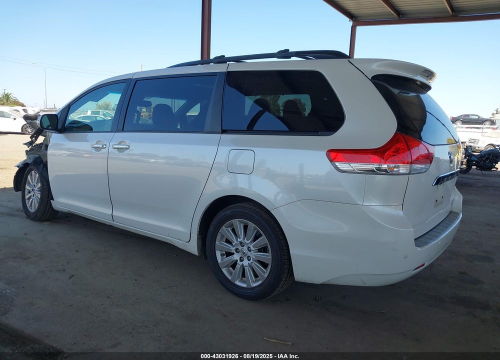 2014 TOYOTA SIENNA LIMITED 7 PASSENGER VIN: 5TDDK3DC1ES093312