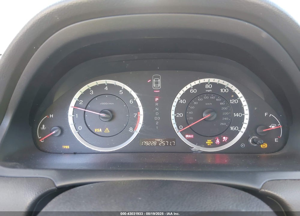 2010 HONDA ACCORD 2.4 LX-P VIN: 1HGCP2F45AA021891