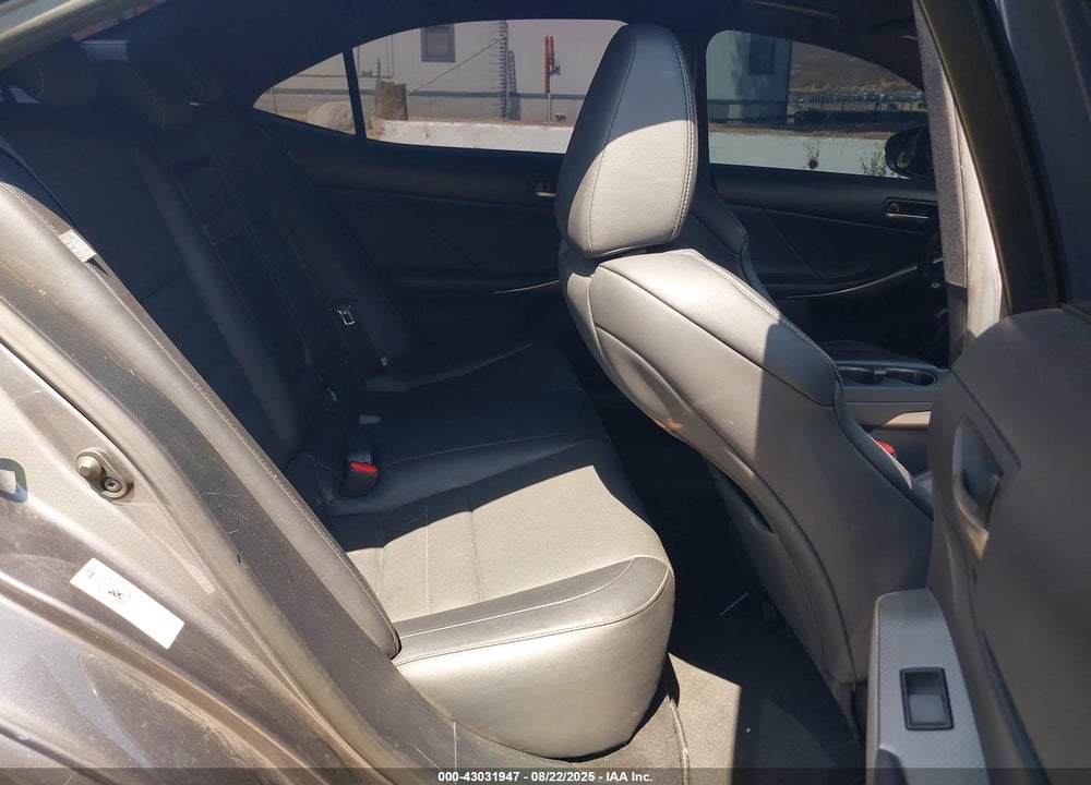 2018 LEXUS IS 300 VIN: JTHBA1D22J5072747
