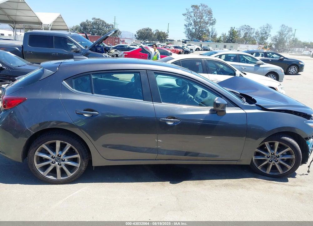 2018 MAZDA 3 VIN: 3MZBN1L31JM256357