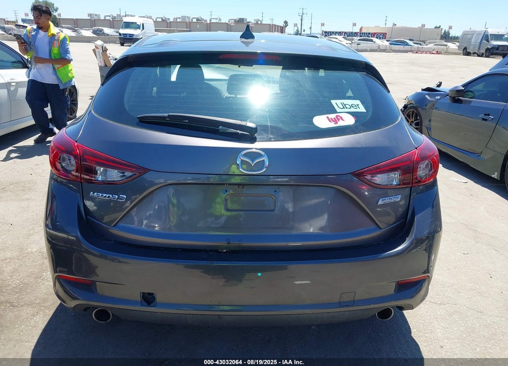 2018 MAZDA 3 VIN: 3MZBN1L31JM256357