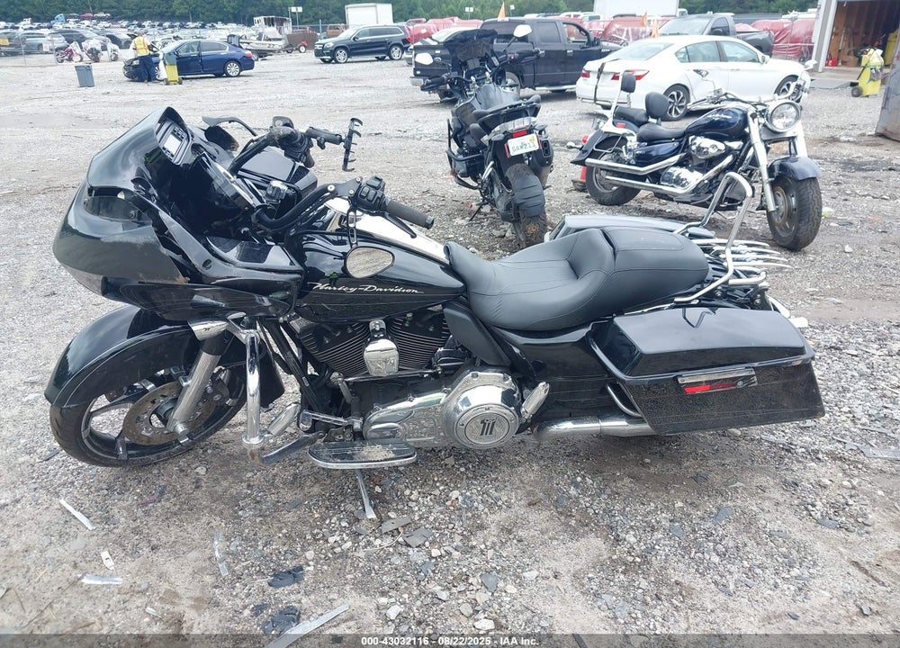 2011 HARLEY-DAVIDSON FLTRX VIN: 1HD1KHM15BB624284