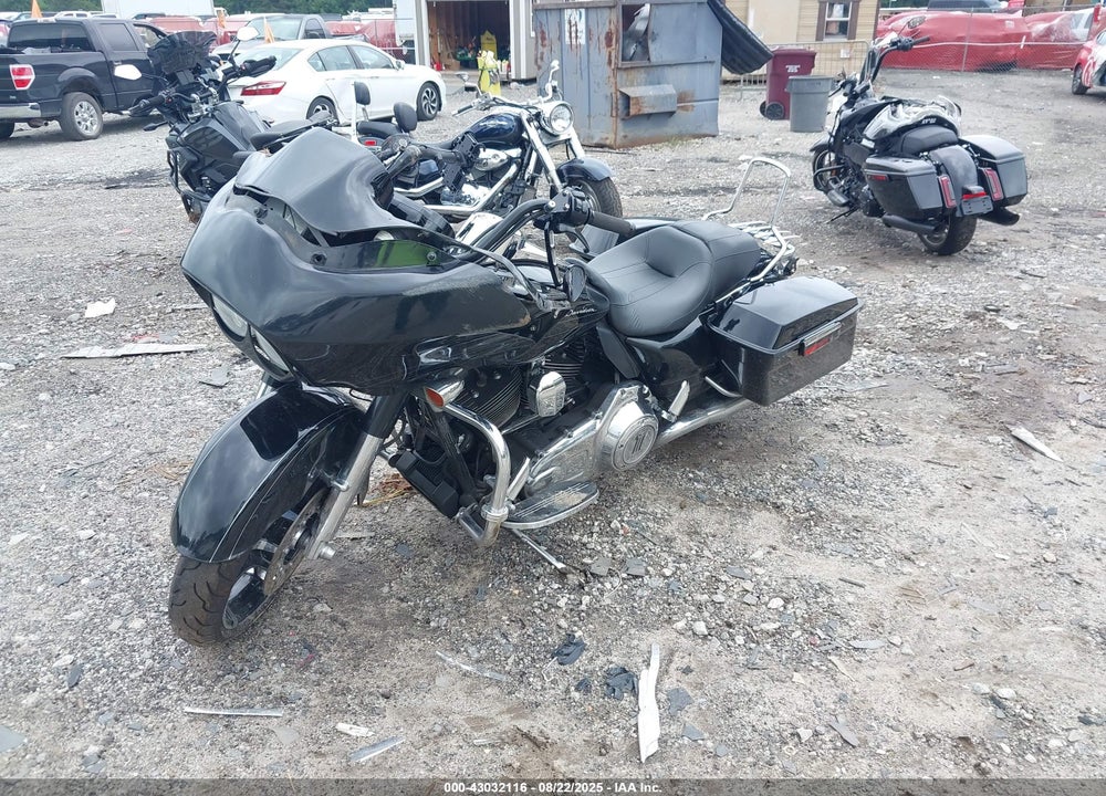 2011 HARLEY-DAVIDSON FLTRX VIN: 1HD1KHM15BB624284