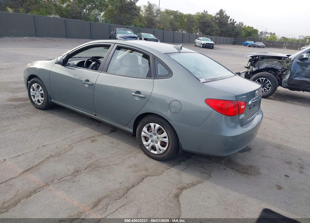 2010 HYUNDAI ELANTRA VIN: KMHDU4AD0AU025114