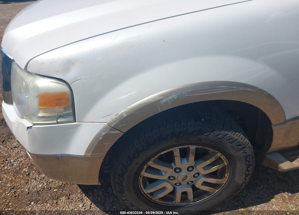2011 FORD EXPEDITION VIN: 1FMJK1H58BEF23644