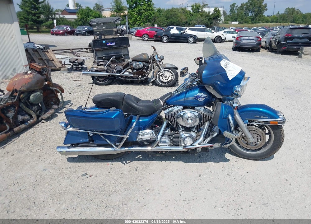2005 HARLEY-DAVIDSON FLHTCUI VIN: 1HD1FCW185Y637732