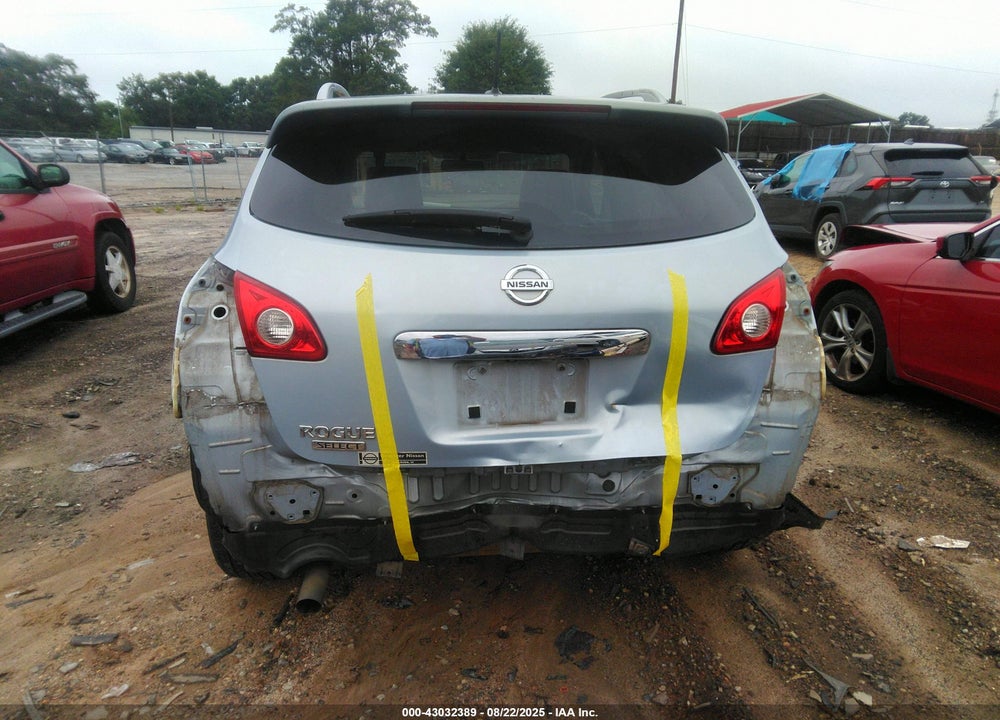 2015 NISSAN ROGUE VIN: JN8AS5MT6FW161527