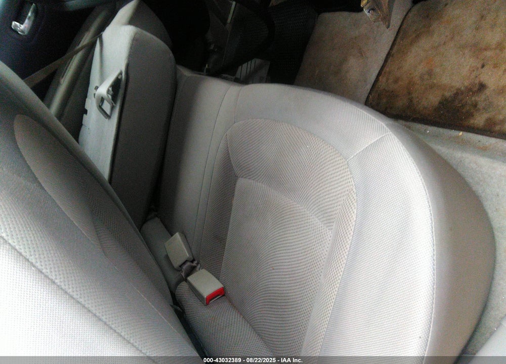2015 NISSAN ROGUE VIN: JN8AS5MT6FW161527