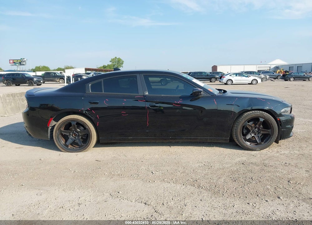 2016 DODGE CHARGER VIN: 2C3CDXHG5GH132936