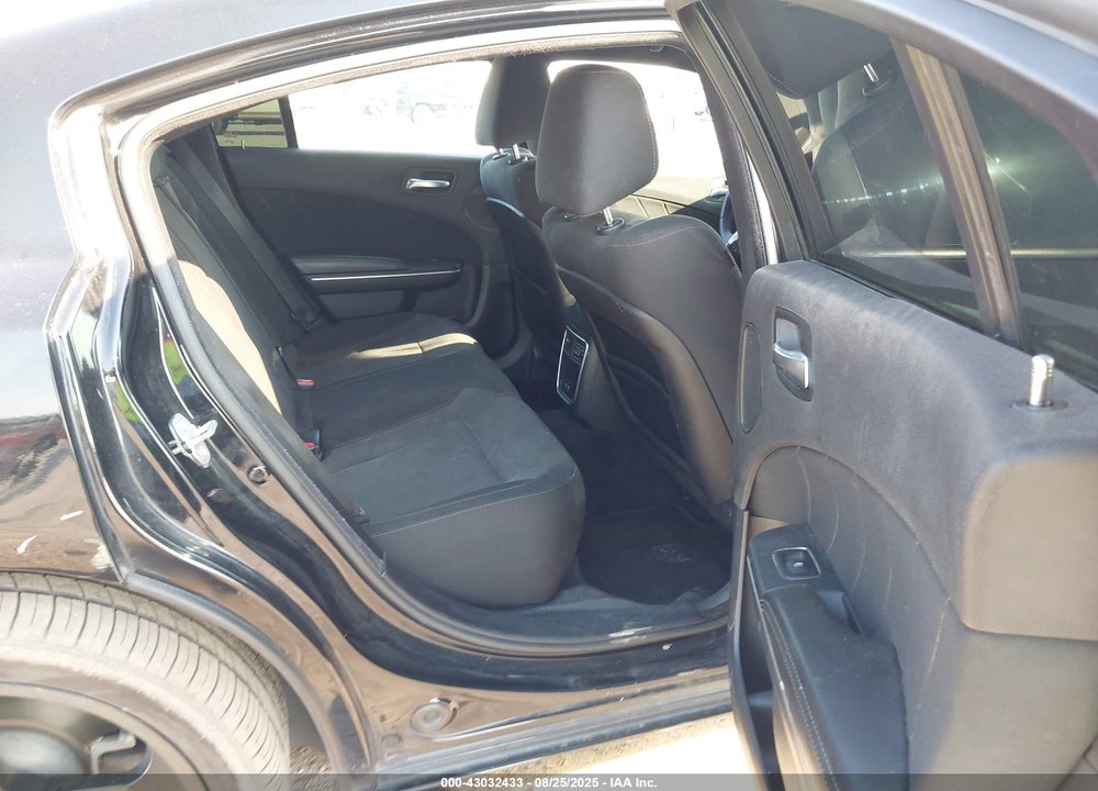 2016 DODGE CHARGER VIN: 2C3CDXHG5GH132936