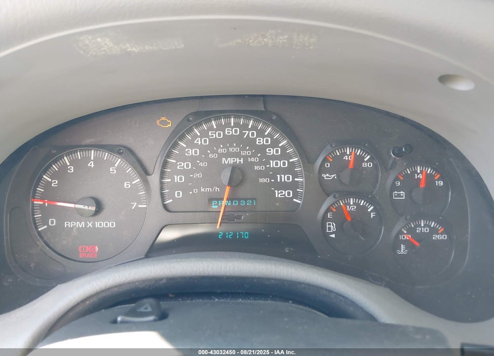 2005 CHEVROLET TRAILBLAZER LS VIN: 1GNDT13S052147904