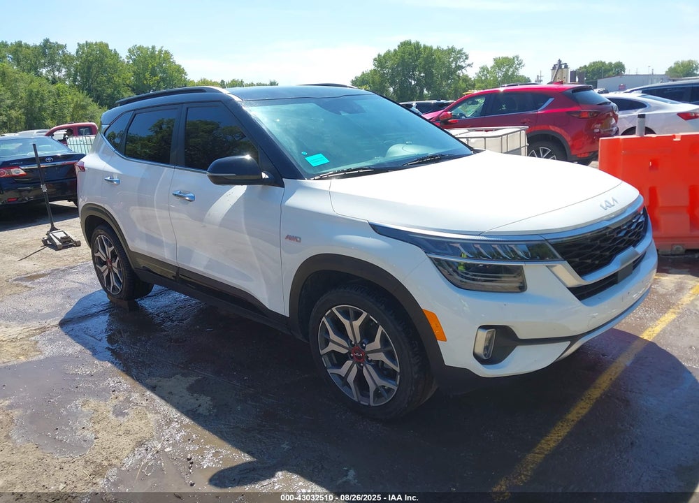 2022 KIA SELTOS SX TURBO VIN: KNDETCA25N7293486