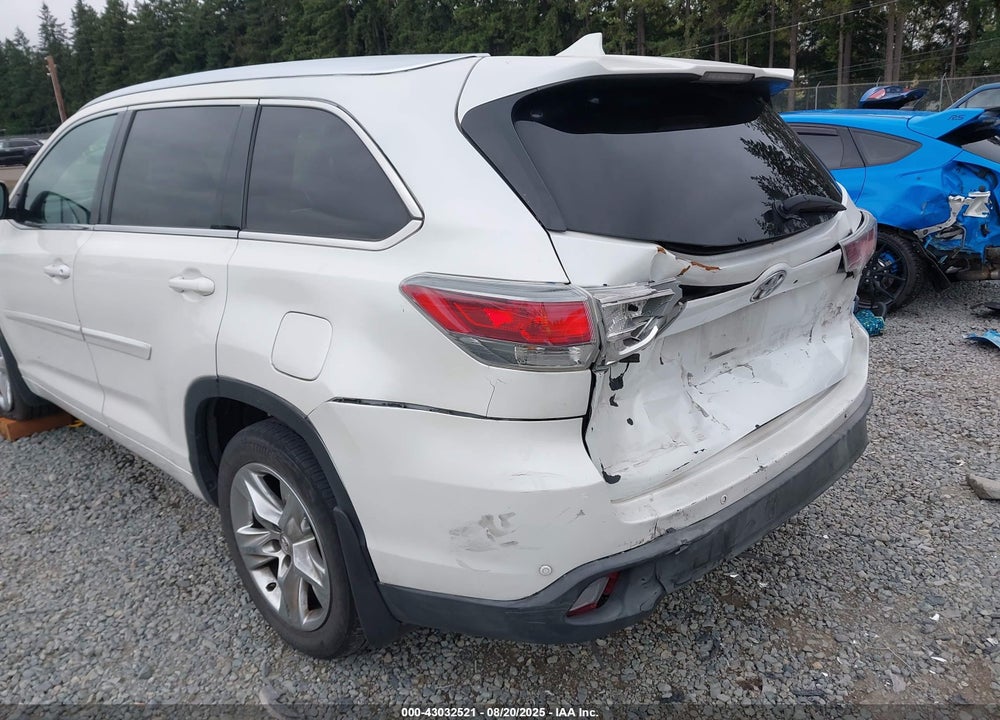 2015 TOYOTA HIGHLANDER VIN: 5TDDKRFH1FS156888
